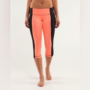 Lululemon Wunder Under Crop *Bonded Stripe
Black / Pop Orange / Black